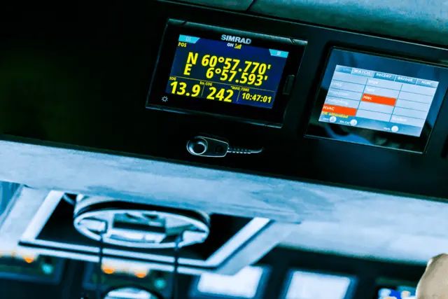 P3007 GPS System w/GS70 